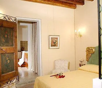 Alloggi Alla Rivetta Venice 2*,  Italy